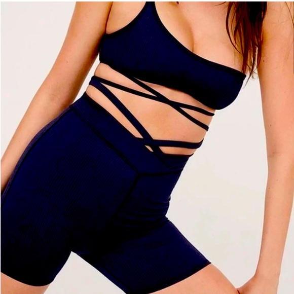 New  For Love and Lemons Chloe Blue Ribbed Biker Shorts  size XS - Picture 2 of 5